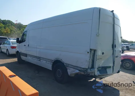 2016 Mercedes-Benz Sprinter 2500 High Roof/High Roof from USA, damaged, VIN WD3PE8DD0GP240754